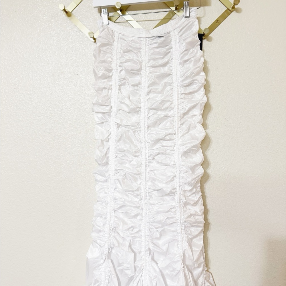 NWT Norma Kamali Parachute Gathered White Fishtail Maxi Train Skirt size large - Picture 12 of 16